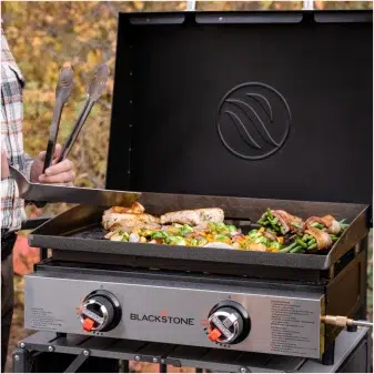 Blackstone 22″-os asztali gázgrill 30mBar Blackstone 22″-os asztali gázgrill 30mBar